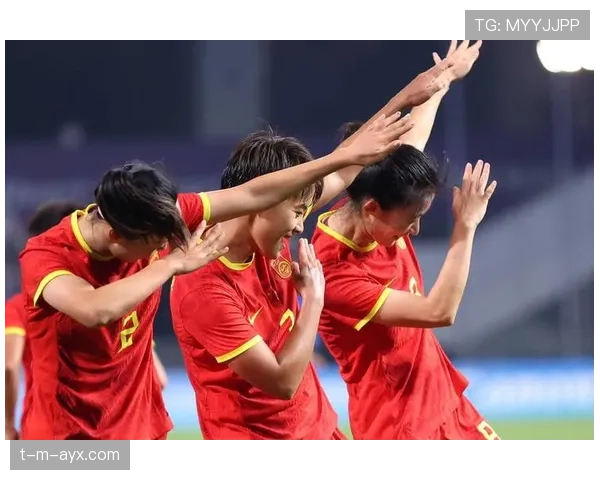 东亚杯东京主场开战,球队迎难而上力争佳绩 东亚杯东京主场开战,球队迎难而上力争佳绩